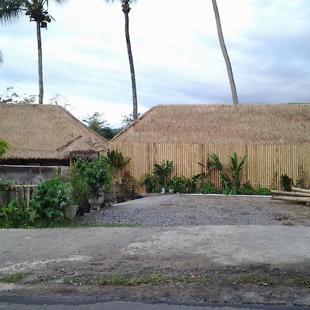 Rinjani Trails Hotel سينارو المظهر الخارجي الصورة