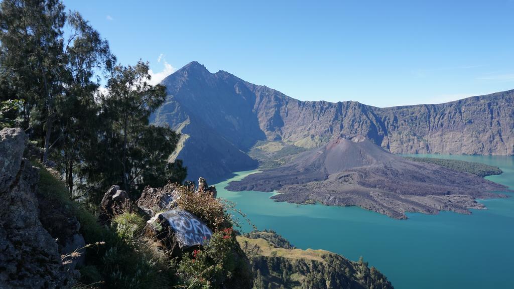 Rinjani Trails Hotel سينارو المظهر الخارجي الصورة