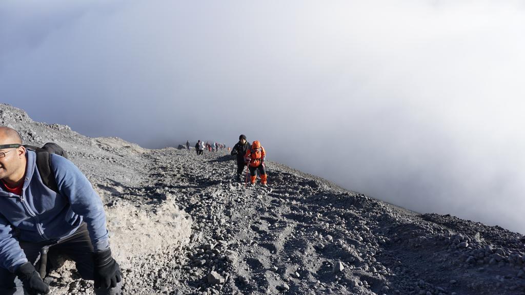 Rinjani Trails Hotel سينارو المظهر الخارجي الصورة